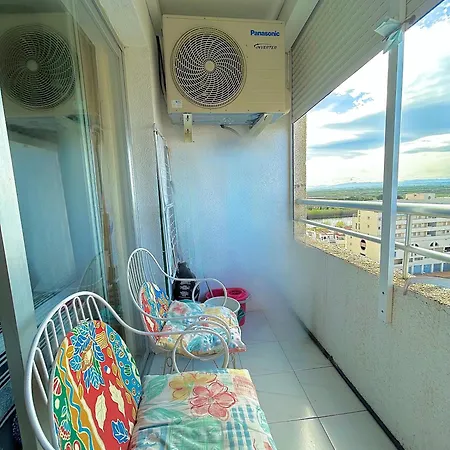 A Perte De Vue Linge De Maison Fournie Empuriabrava
