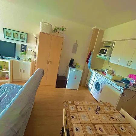 A Perte De Vue Linge De Maison Fournie